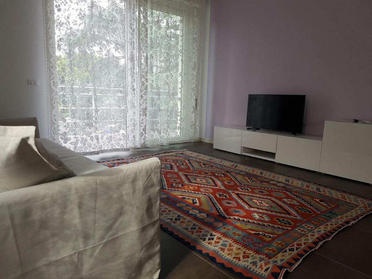 Casa Savoia Daire Desenzano del Garda Dış mekan fotoğraf
